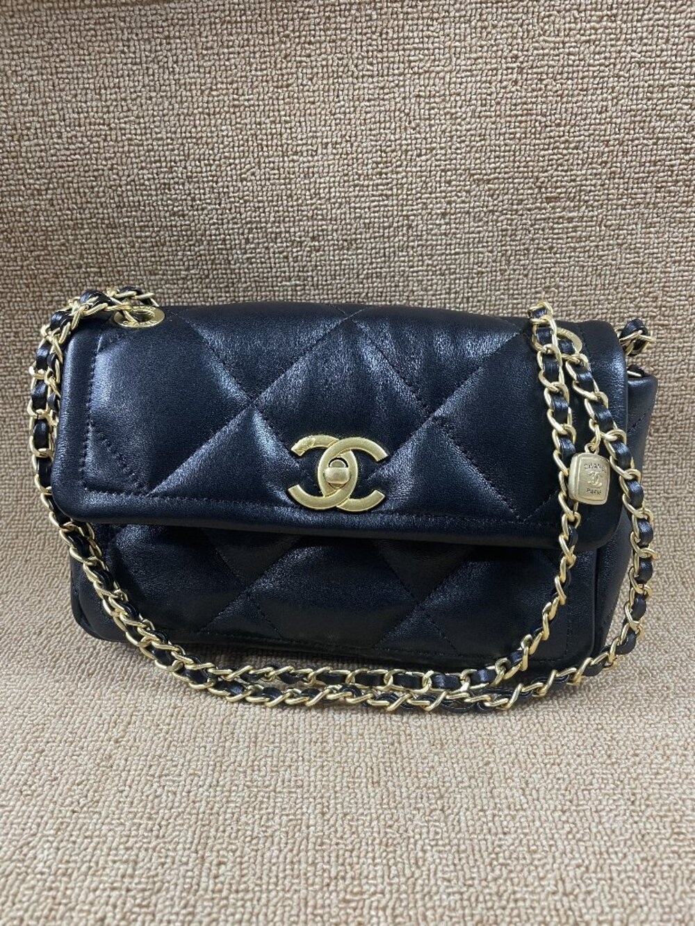 Chanel Quilted Lambskin Shoulder Bag, Gold Chain Strap, Excellent Pre-Owned